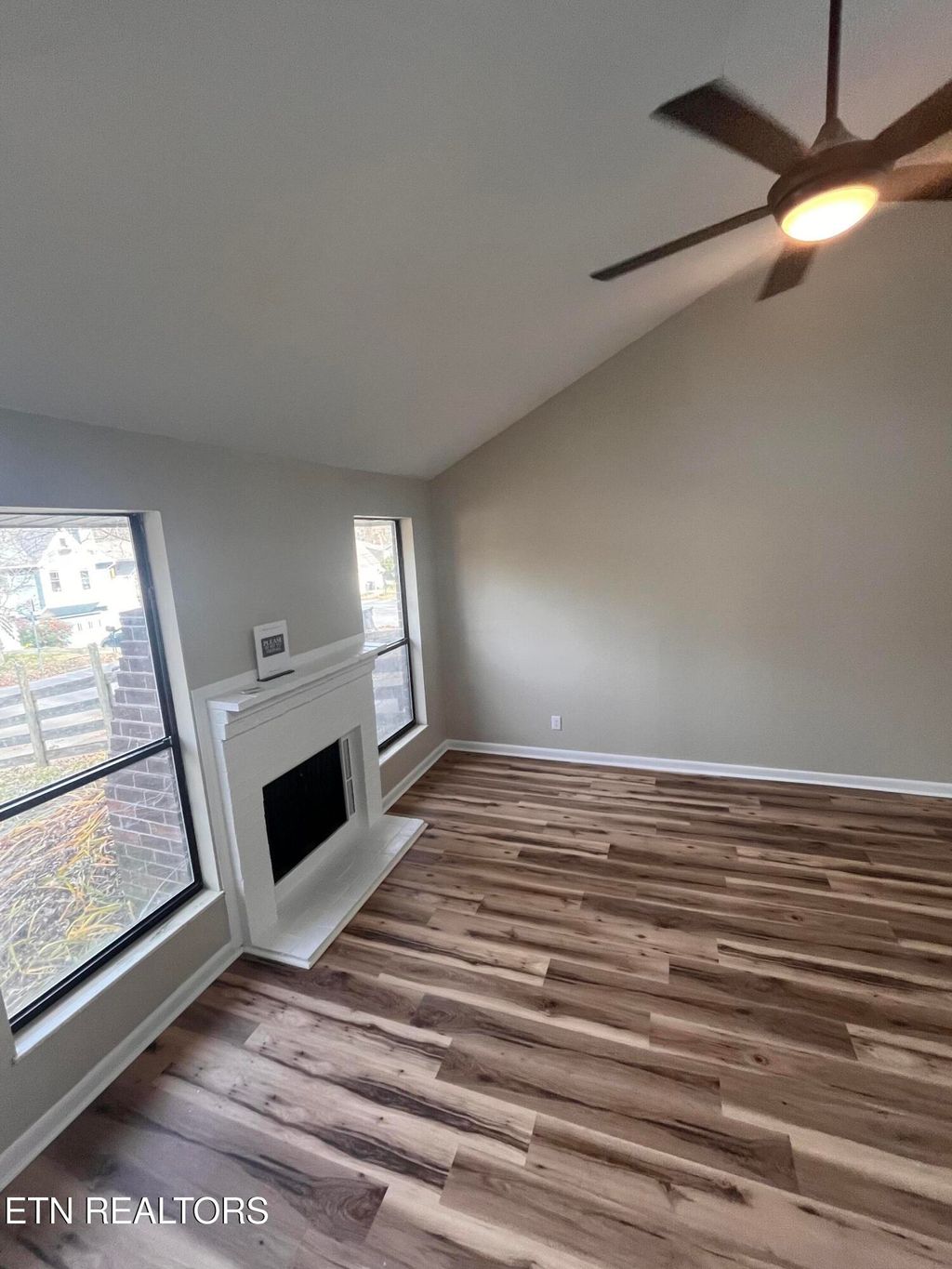 Photo of 7666 NW Chatham Circle, Knoxville, TN 37909 (MLS # 1323406)