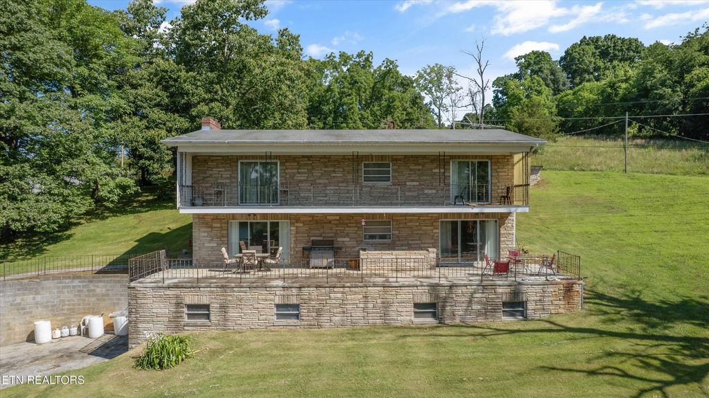Photo of 1175 Cardnal Cove, Rutledge, TN 37861 (MLS # 1306842)