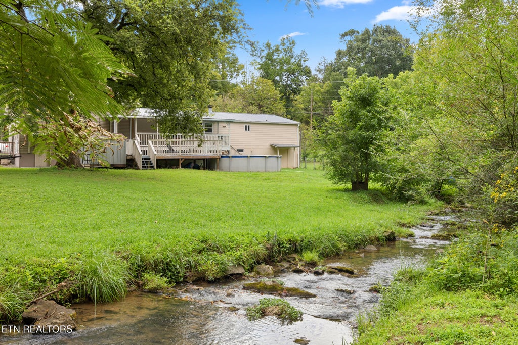 Photo of 2125 Ellistown Rd, Knoxville, TN 37924 (MLS # 1352875)