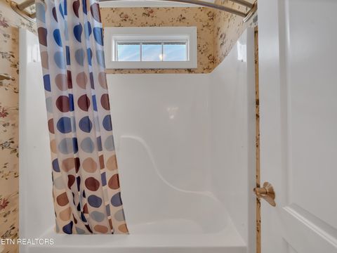 Tiny photo for 430 Oak Chase Blvd, Lenoir City, TN 37772 (MLS # 1321983)