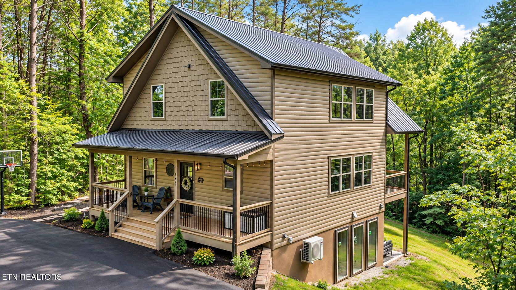 663 Lloyd Huskey Rd