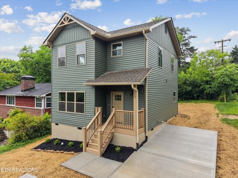 Photo of 2115 N Park Blvd, Knoxville, TN 37917 (MLS # 1340222)