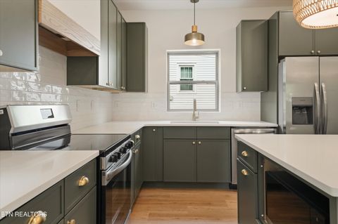 Tiny photo for 2115 N Park Blvd, Knoxville, TN 37917 (MLS # 1340222)