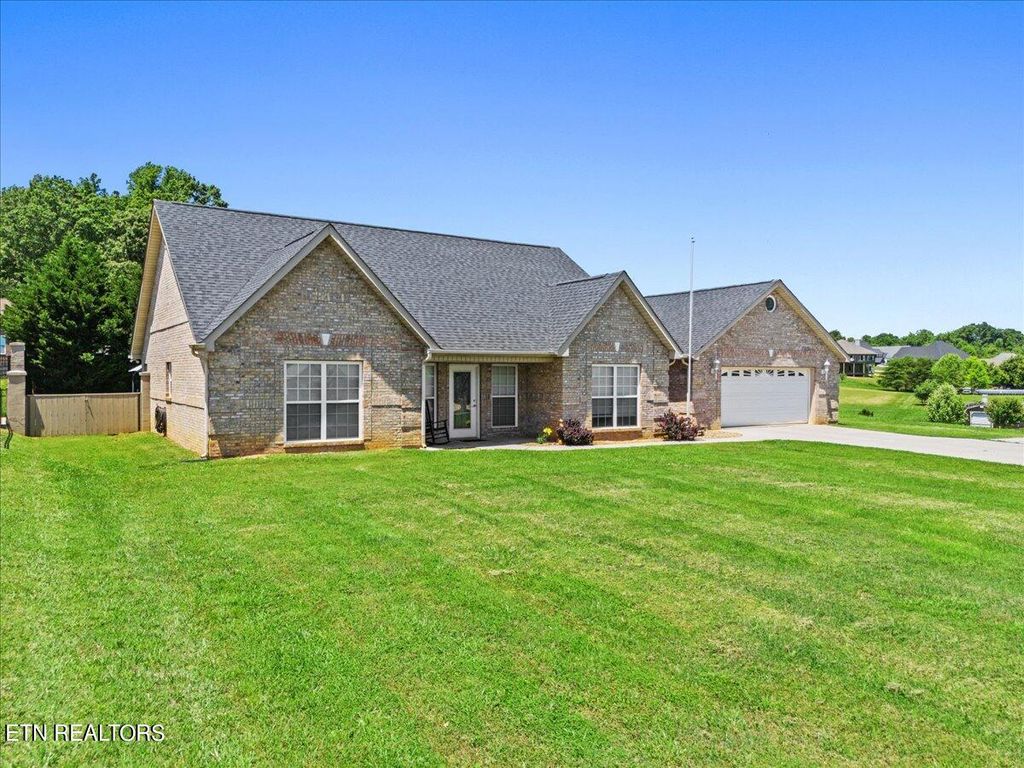 Photo of 5051 Chosin Tr, Greenback, TN 37742 (MLS # 1263624)