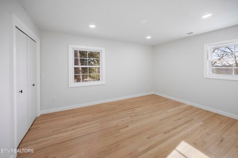 Tiny photo for 713 NW Aeronca Rd, Knoxville, TN 37919 (MLS # 1326698)