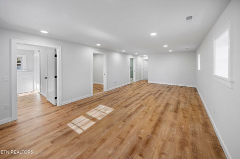 Tiny photo for 713 NW Aeronca Rd, Knoxville, TN 37919 (MLS # 1326698)