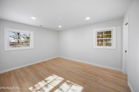 Tiny photo for 713 NW Aeronca Rd, Knoxville, TN 37919 (MLS # 1326698)