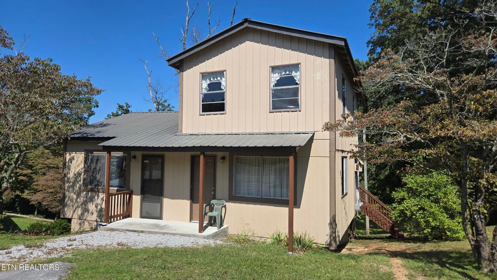 Photo of 80 Mclarty Lane, Crossville, TN 38555 (MLS # 1323780)