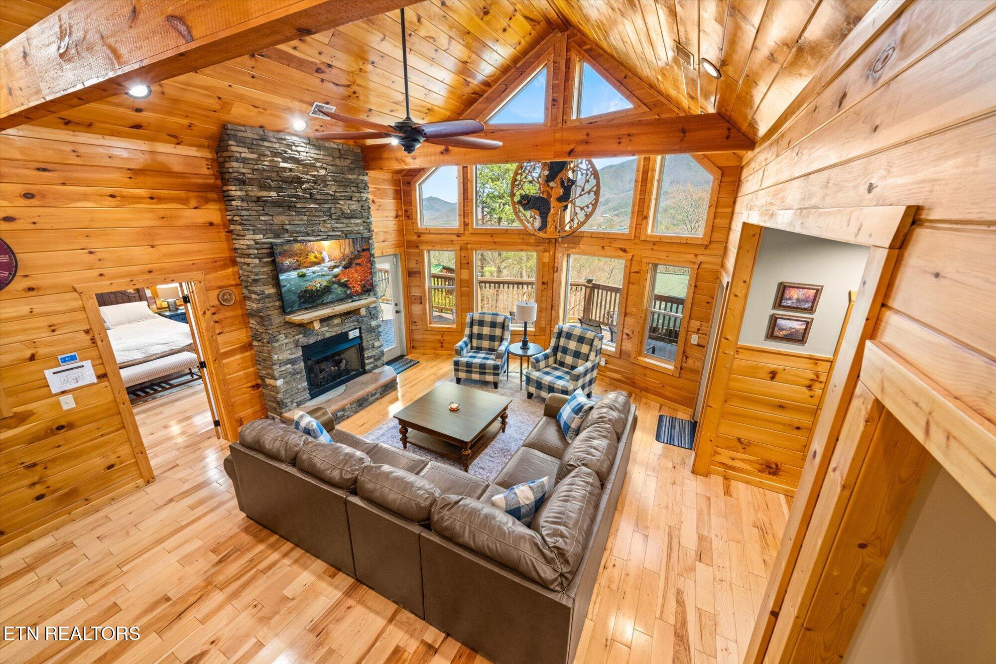 4179 Ole Smoky Way