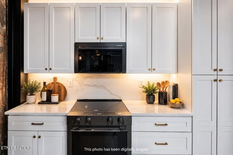 Tiny photo for 308 Wall Ave #9, Knoxville, TN 37902 (MLS # 1354591)