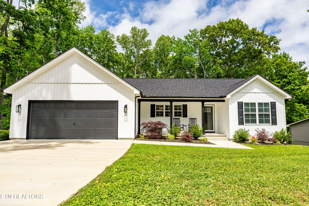 Photo of 202 Skyline Lane, Powell, TN 37849 (MLS # 1339232)