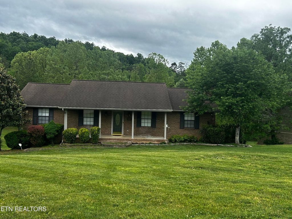 Photo of 7817 Sagefield Drive, Knoxville, TN 37920 (MLS # 1338845)