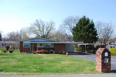 Single Family Residence in Maryville TN 111 Harvey St 1.jpg