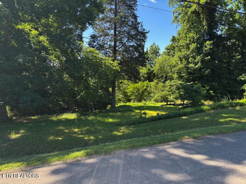 Photo of 0 Topside Rd, Knoxville, TN 37920 (MLS # 1305168)