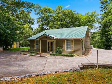 Tiny photo for 1755 Arrowhead Blvd, Maryville, TN 37801 (MLS # 1349702)