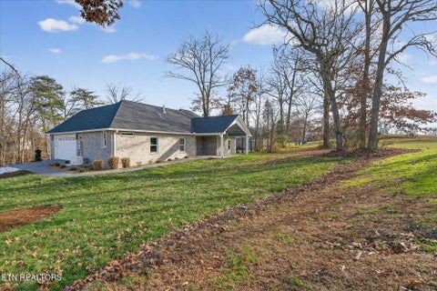 Tiny photo for 941 E Deer Creek Drive, Crossville, TN 38571 (MLS # 1359804)