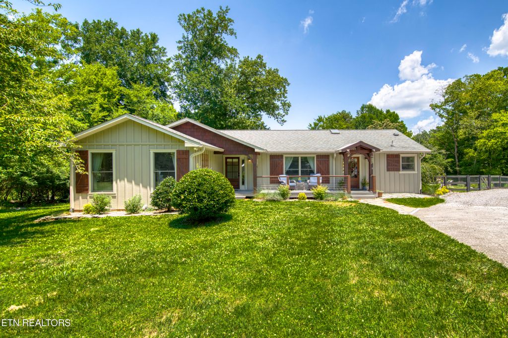 Photo of 8851 Gammon Way, Knoxville, TN 37922 (MLS # 1347037)