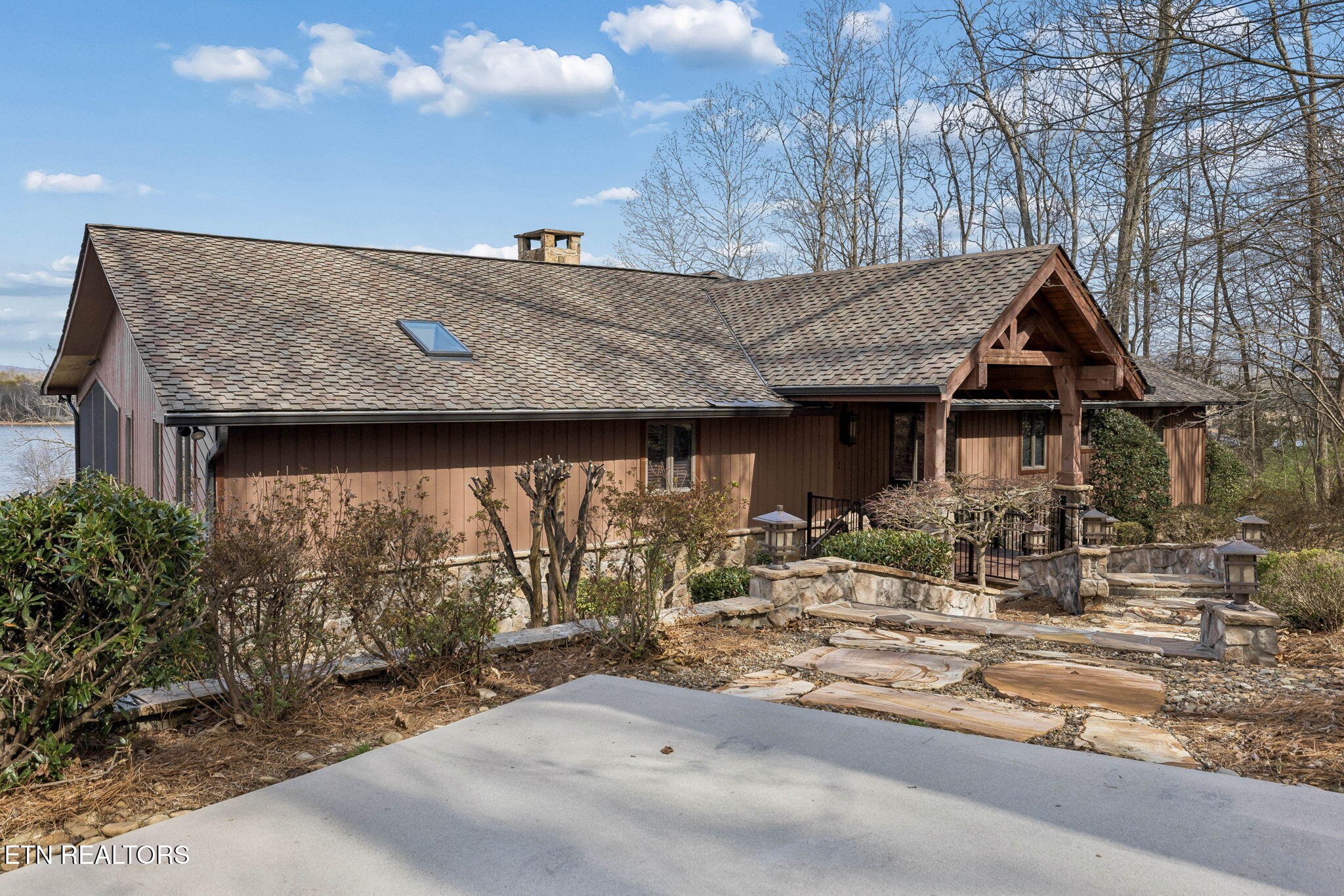 566 Island View Drive