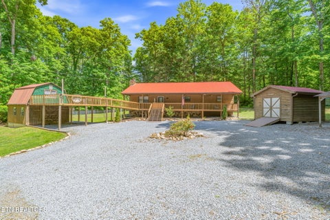 Property photo of 3394 Laurelwood Rd, Cosby, TN 37722