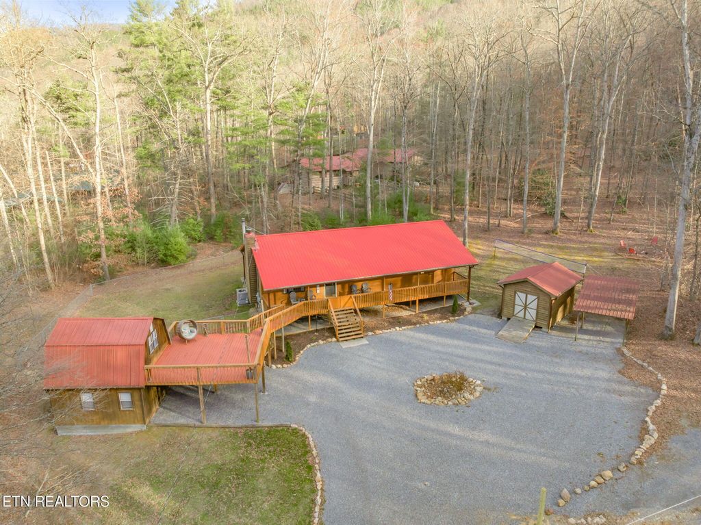 Photo of 3394 Laurelwood Rd, Cosby, TN 37722 (MLS # 1293225)