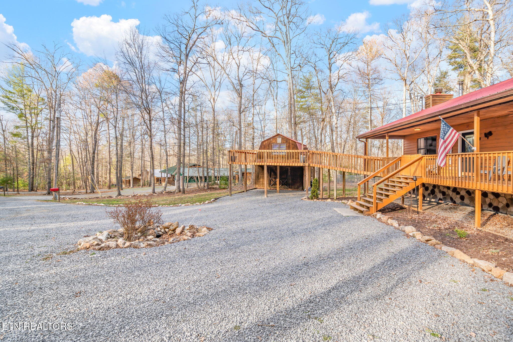 3394 Laurelwood Rd