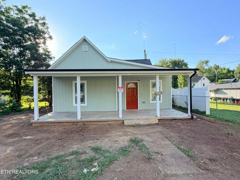 Photo of 427 Oglewood Ave, Knoxville, TN 37917 (MLS # 1346418)