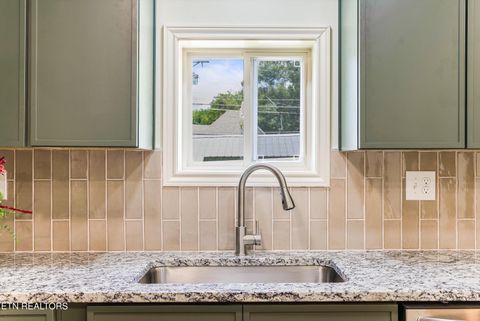 Tiny photo for 427 Oglewood Ave, Knoxville, TN 37917 (MLS # 1346418)