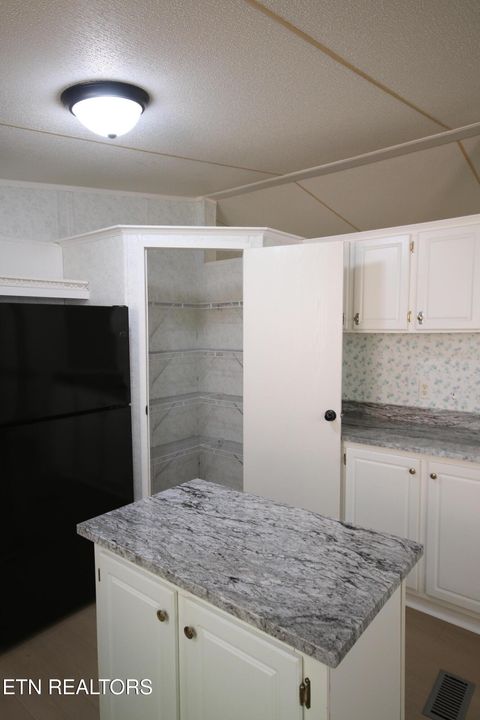 Tiny photo for 526 Anderson Rd, Sweetwater, TN 37874 (MLS # 1338130)