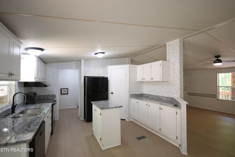 Tiny photo for 526 Anderson Rd, Sweetwater, TN 37874 (MLS # 1338130)