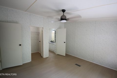 Tiny photo for 526 Anderson Rd, Sweetwater, TN 37874 (MLS # 1338130)