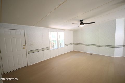 Tiny photo for 526 Anderson Rd, Sweetwater, TN 37874 (MLS # 1338130)