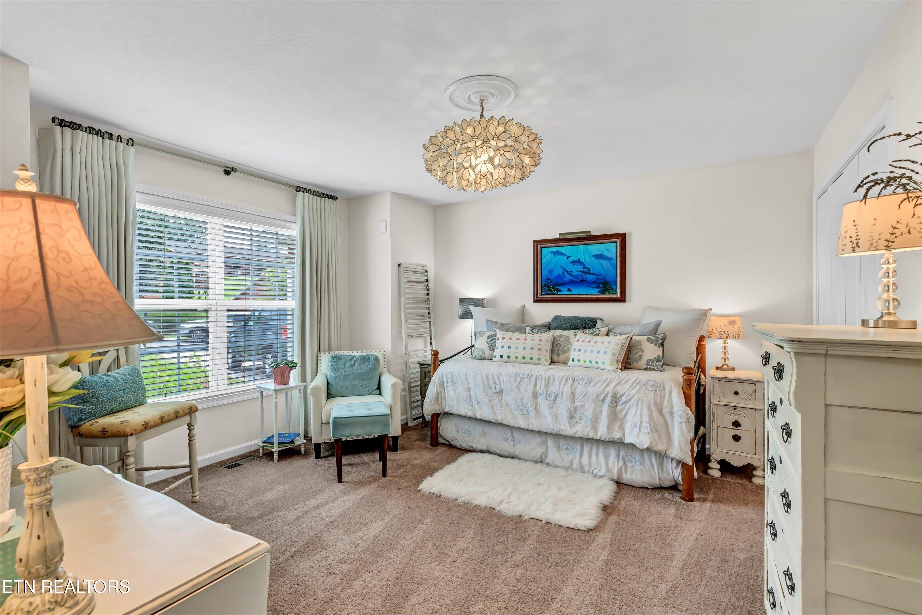 8824 Carriage House Way