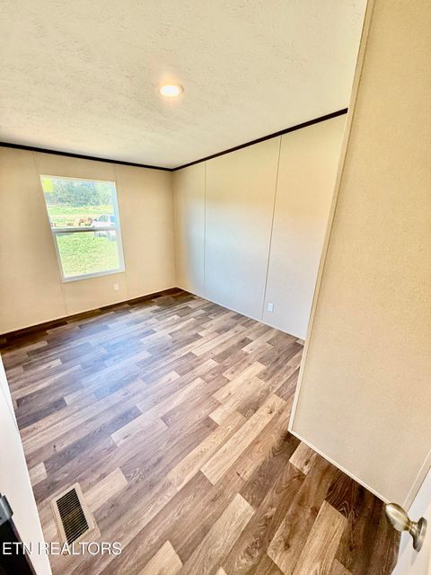 Tiny photo for 2179 Walnut St St, White Pine, TN 37890 (MLS # 1318564)