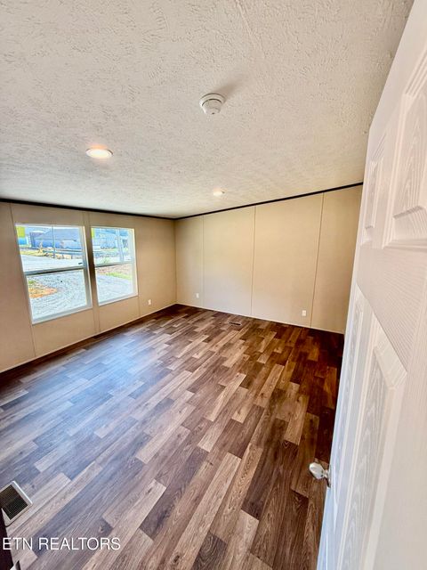Tiny photo for 2179 Walnut St St, White Pine, TN 37890 (MLS # 1318564)