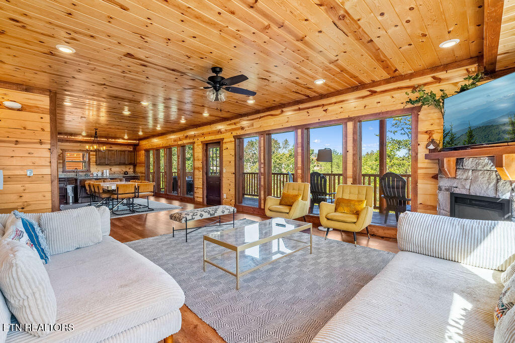 764 Bethlehem Way