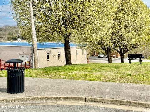 Tiny photo for 1751 N Broad St, Tazewell, TN 37879 (MLS # 1333200)