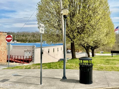 Tiny photo for 1751 N Broad St, Tazewell, TN 37879 (MLS # 1333200)
