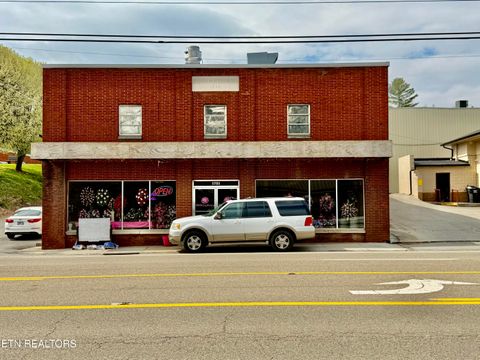 Tiny photo for 1751 N Broad St, Tazewell, TN 37879 (MLS # 1333200)