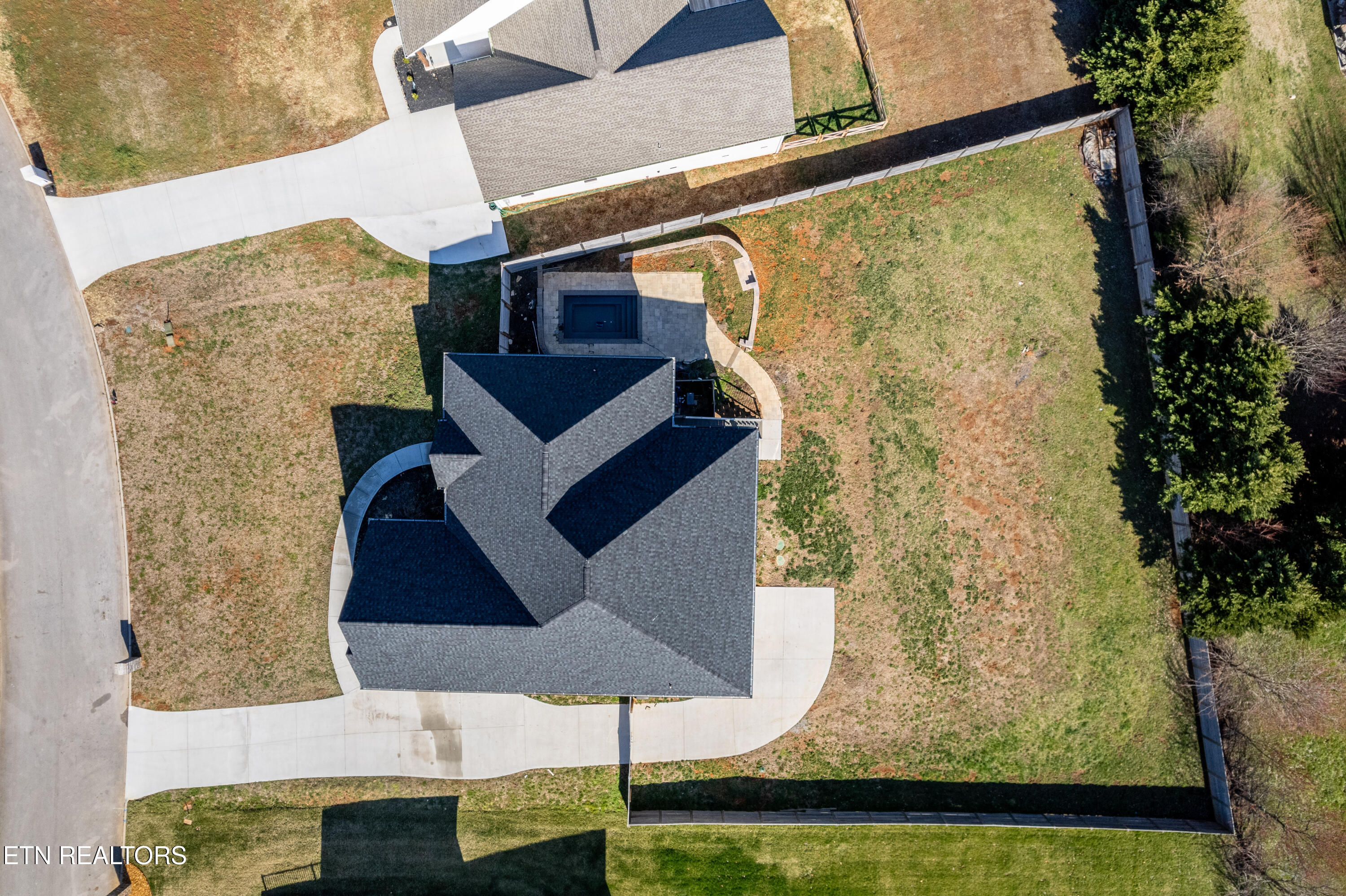 1216 Houston Springs Rd