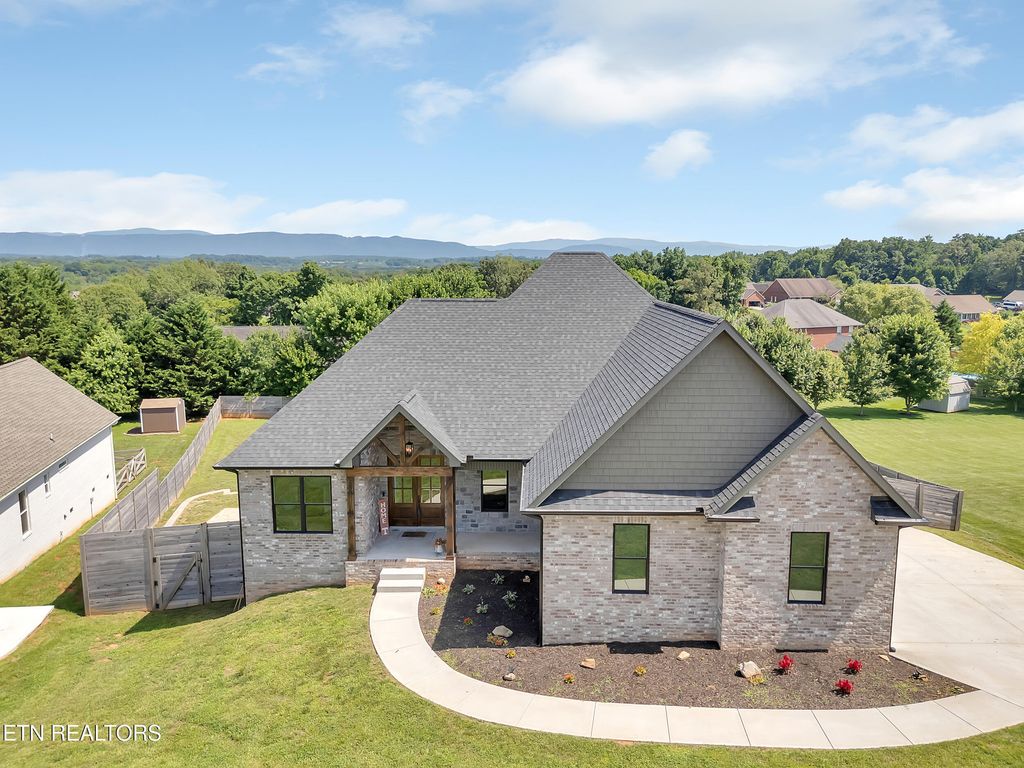 Photo of 1216 Houston Springs Rd, Greenback, TN 37742 (MLS # 1292630)