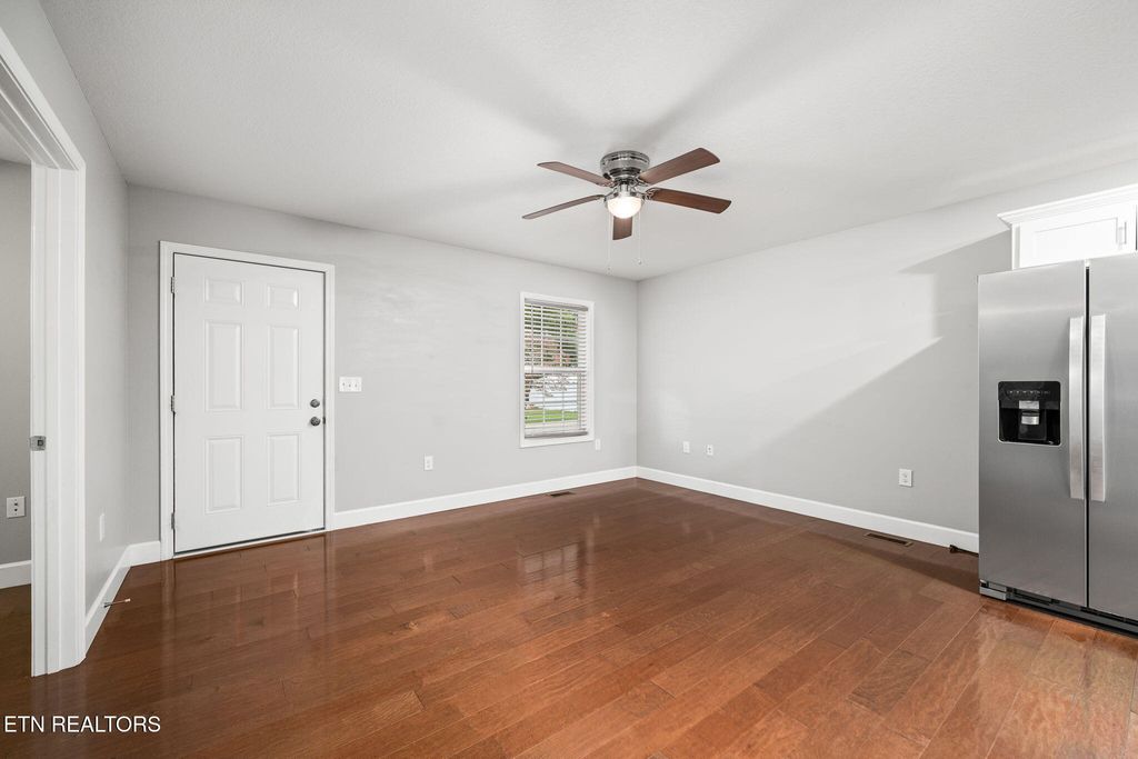 Photo of 117 Westheria Drive, Crossville, TN 38555 (MLS # 1317847)
