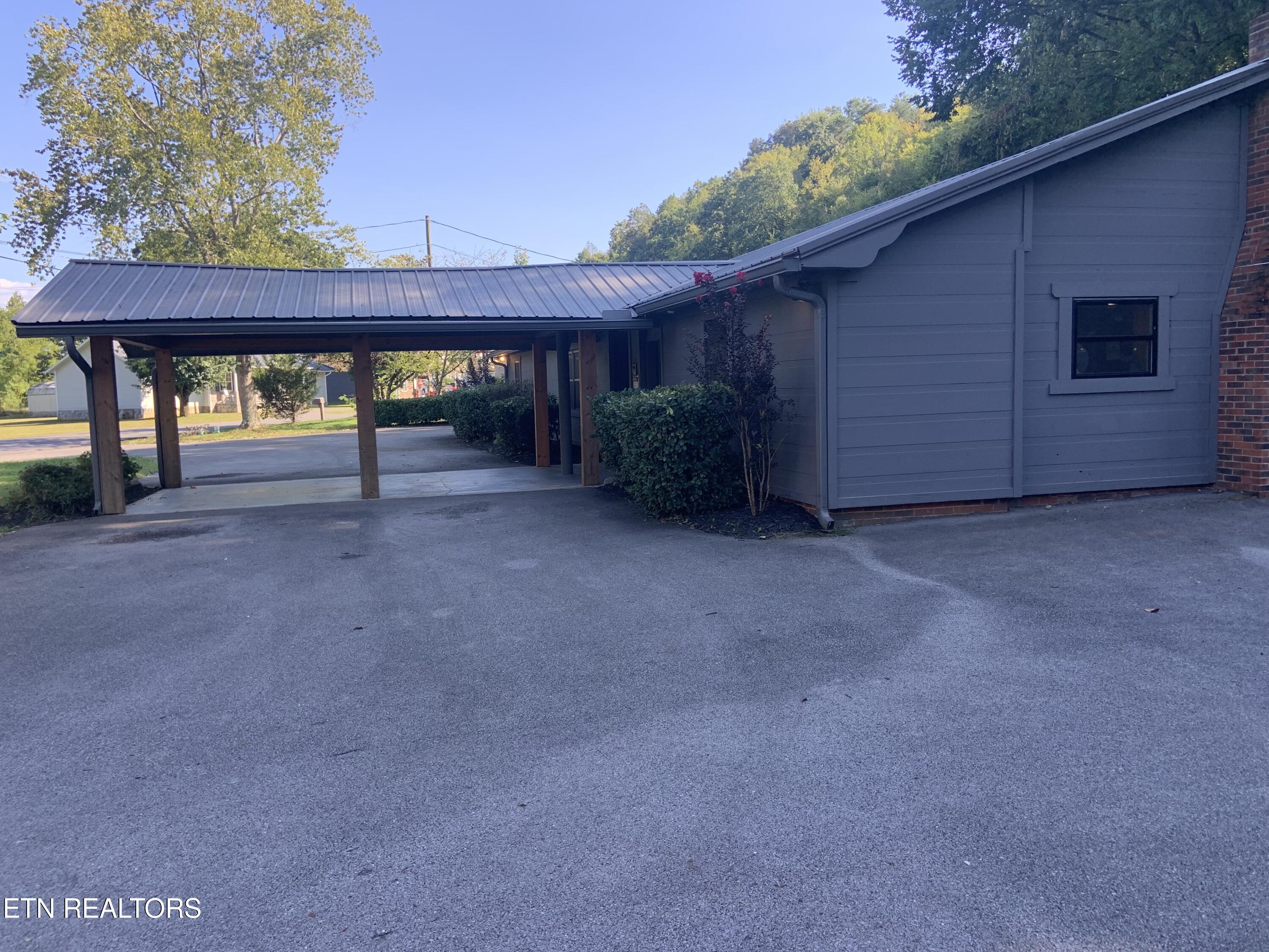 2824 Willa View Drive