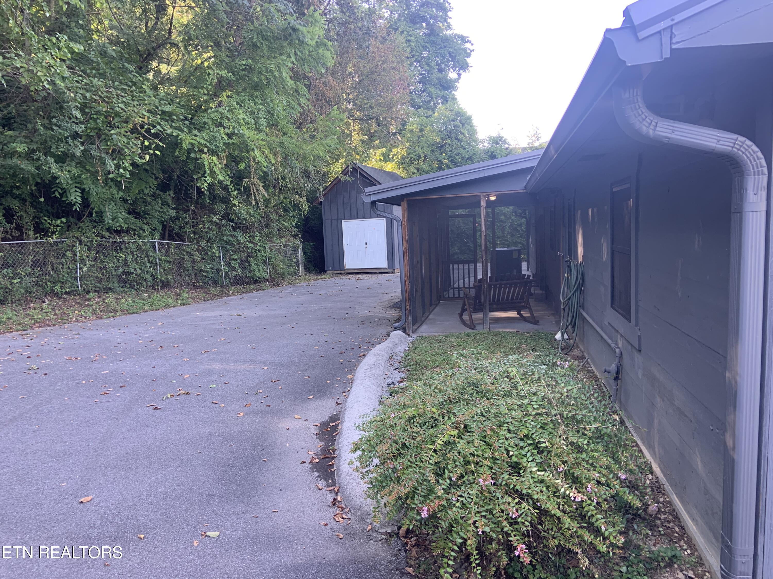 2824 Willa View Drive