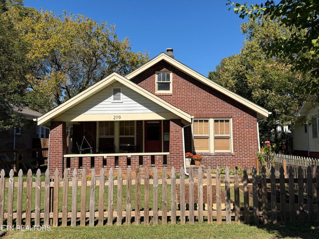 Photo of 2119 Woodbine Ave, Knoxville, TN 37917 (MLS # 1360027)