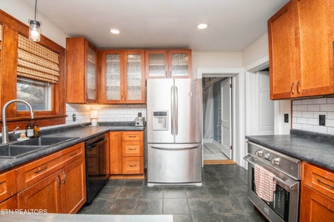 Tiny photo for 2119 Woodbine Ave, Knoxville, TN 37917 (MLS # 1360027)