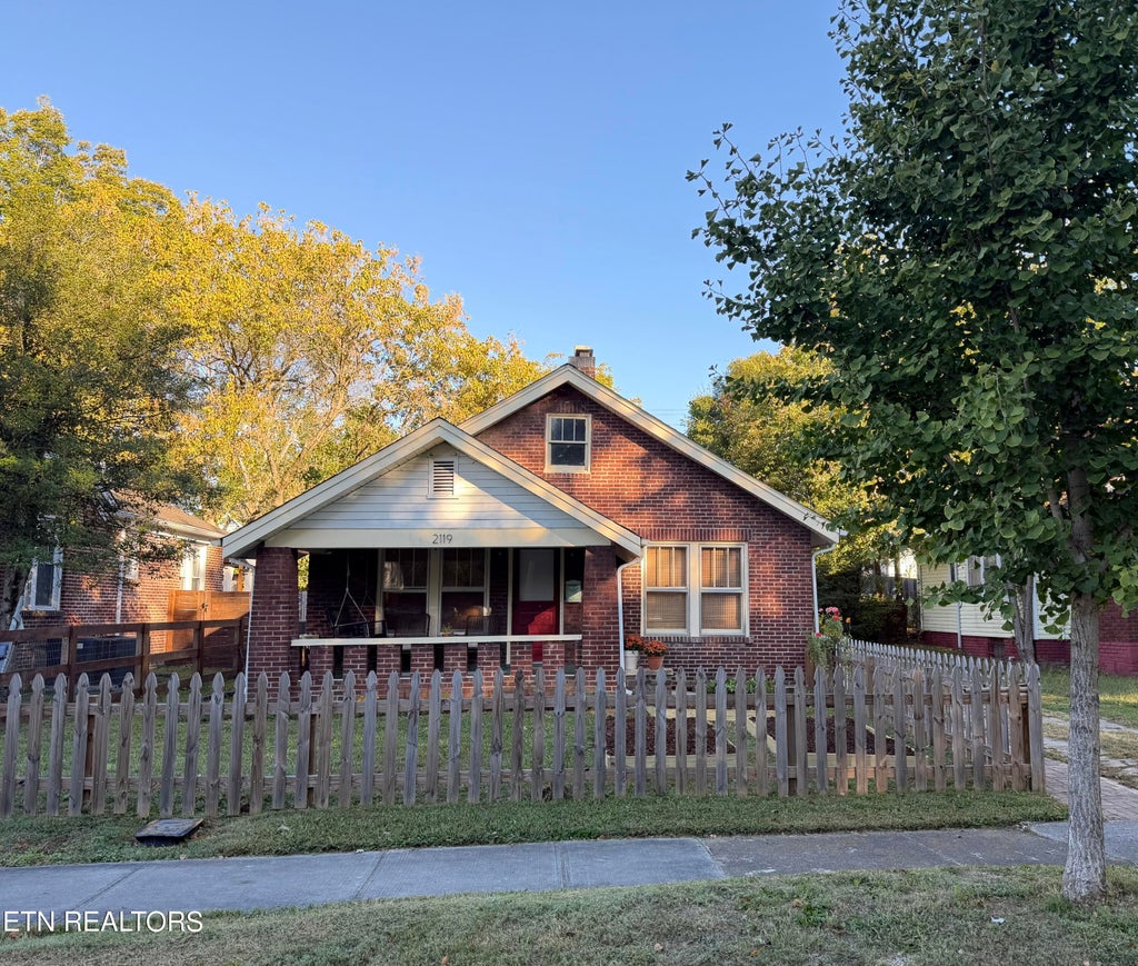 Photo of 2119 Woodbine Ave, Knoxville, TN 37917 (MLS # 1360027)