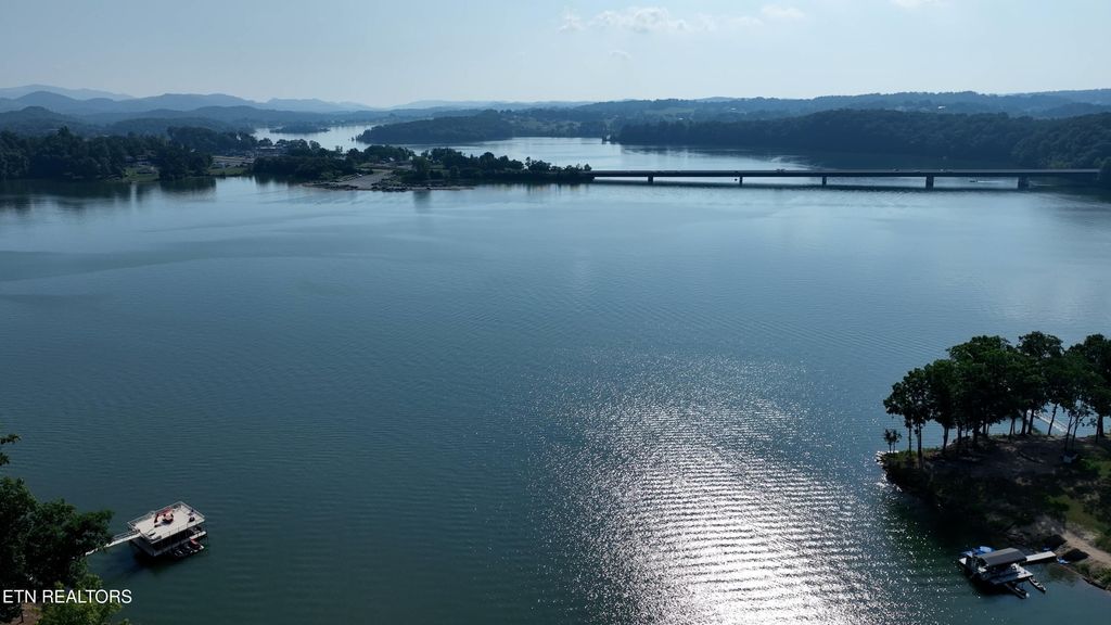 Photo of 263 Ridgeline Court, Morristown, TN 37814 (MLS # 1333768)