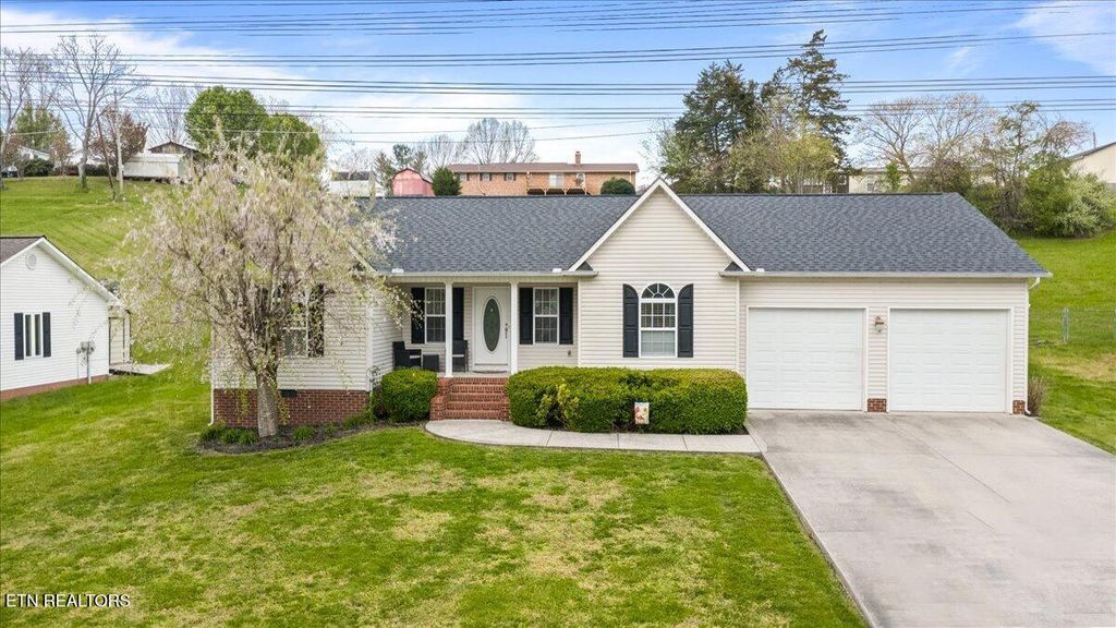 Photo of 122 Michael Lane, Jacksboro, TN 37757 (MLS # 1335457)