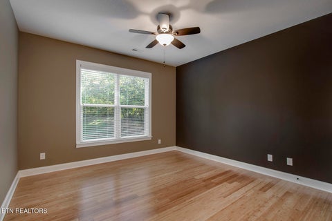 Tiny photo for 102 Okema Place, Loudon, TN 37774 (MLS # 1360150)