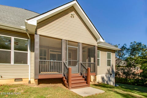 Tiny photo for 102 Okema Place, Loudon, TN 37774 (MLS # 1360150)